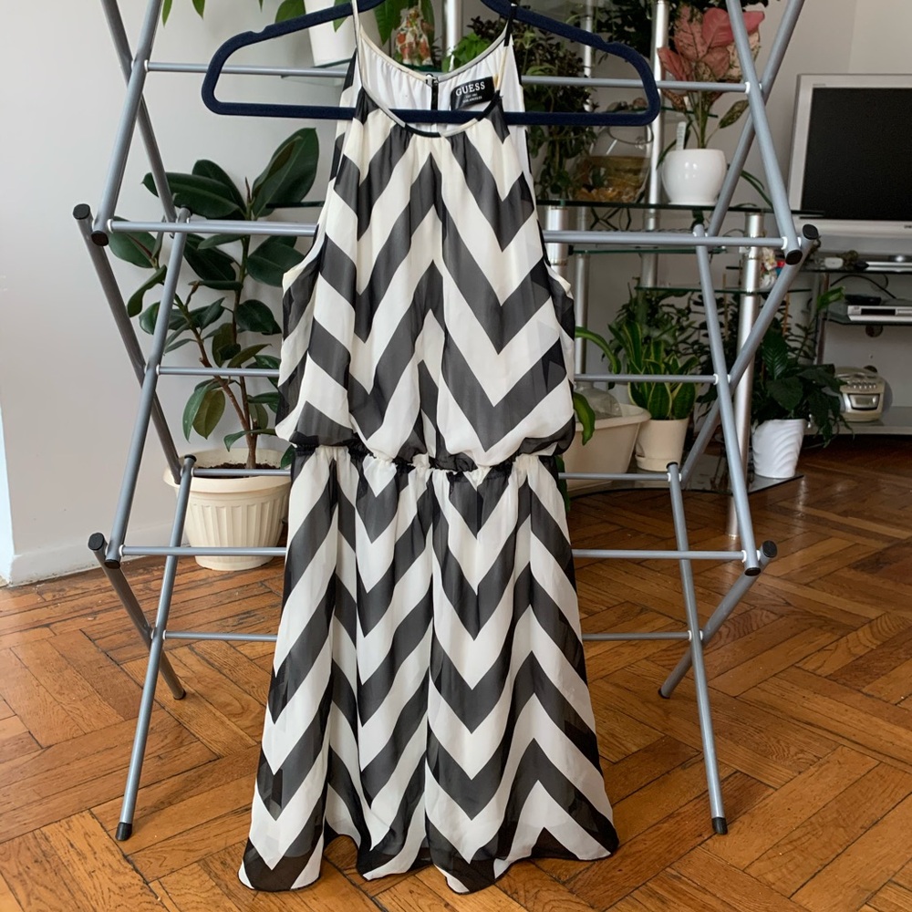 GUESS Summer Black & White Sleeveless Women Dress Size 2